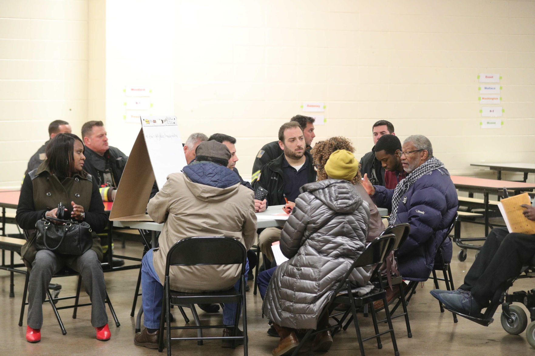 111419_nws_actownhall 400